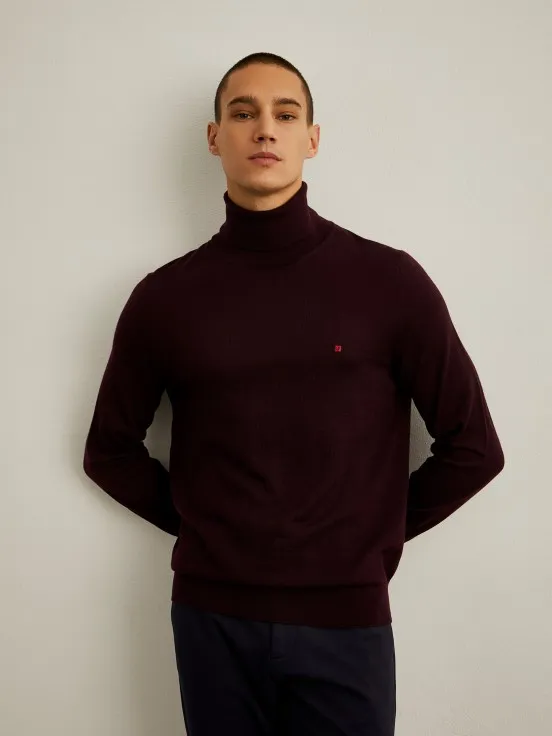 100% wool turtleneck sweater