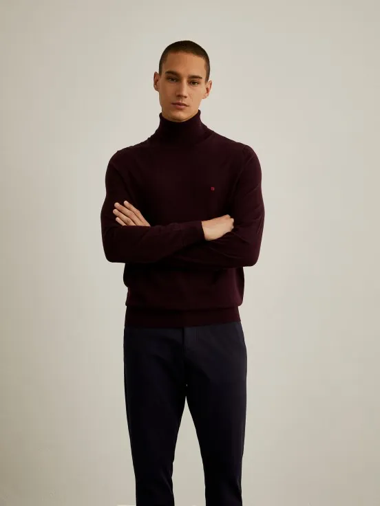 100% wool turtleneck sweater