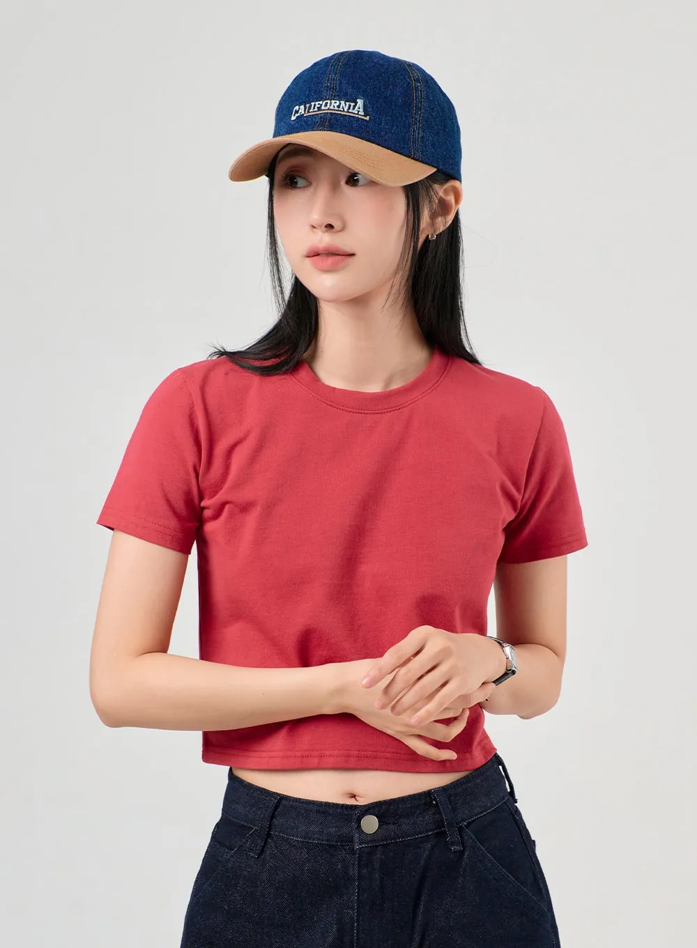 Basic Round Neck Crop Tee OF406