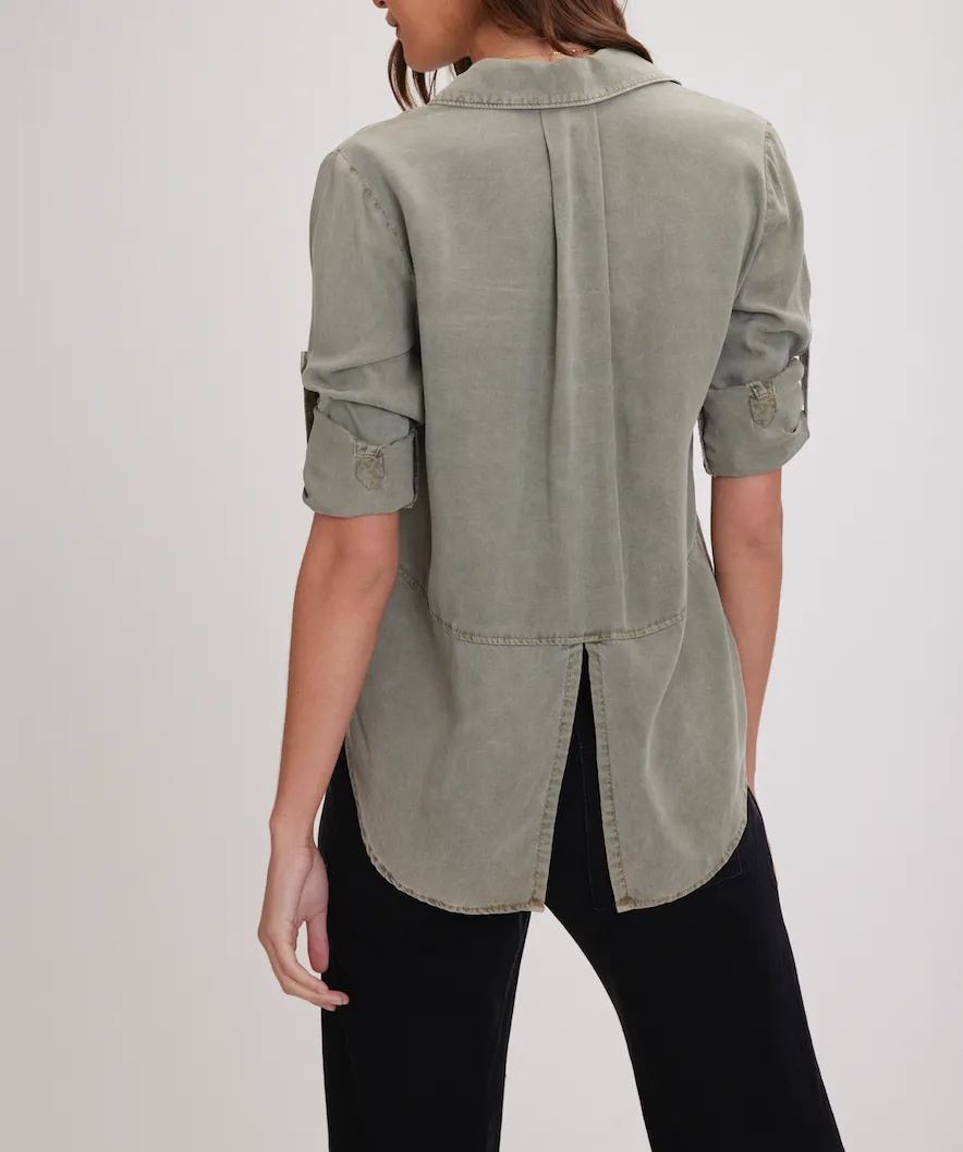 BELLA DAHL SPLIT BACK BUTTON DOWN