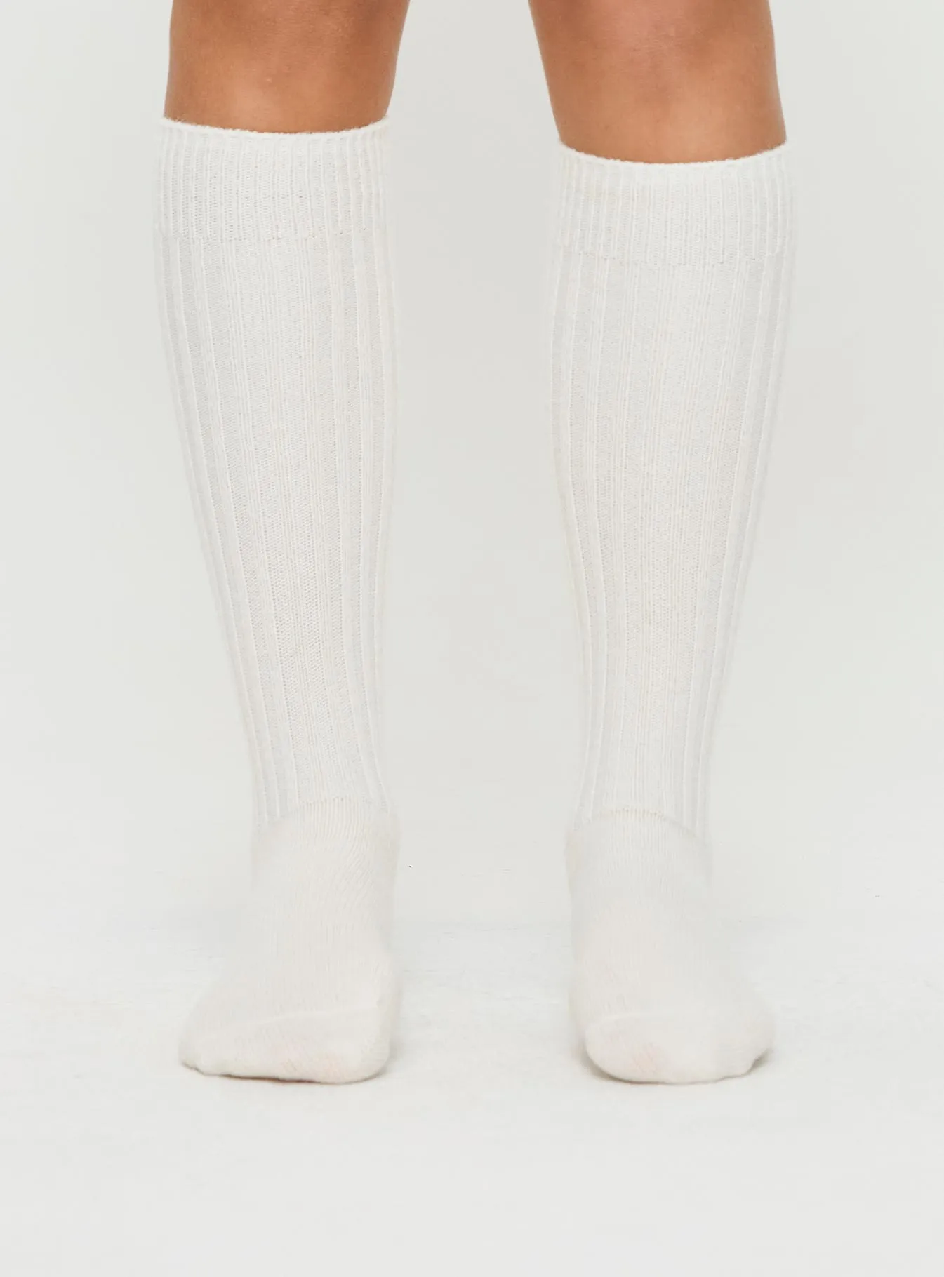 Boderline Knee High Socks White