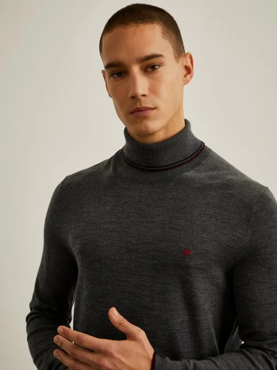 Merino wool turtleneck jumper