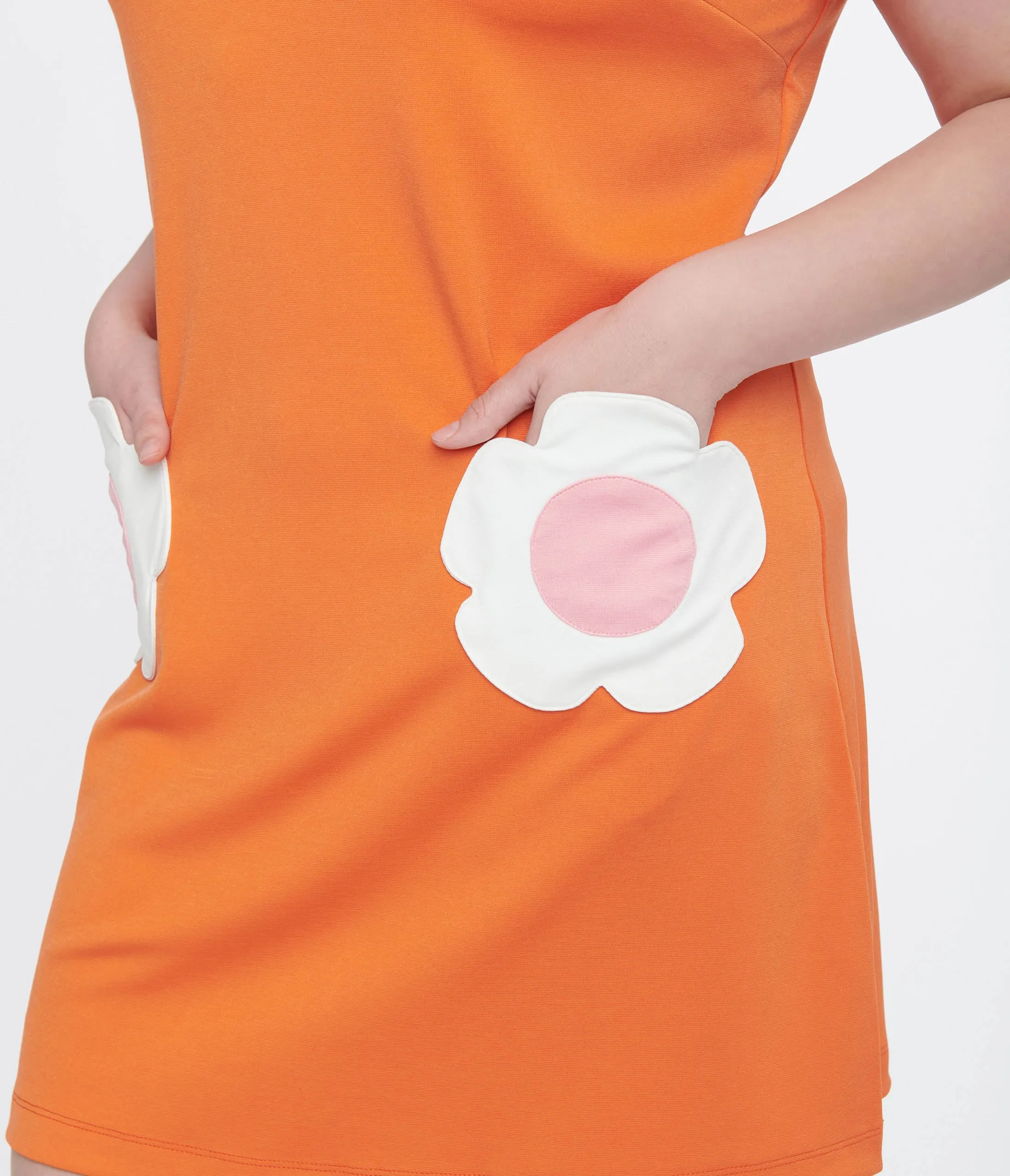 Smak Parlour Plus Size 1960s Orange & Pink Flower Pocket Shift Dress