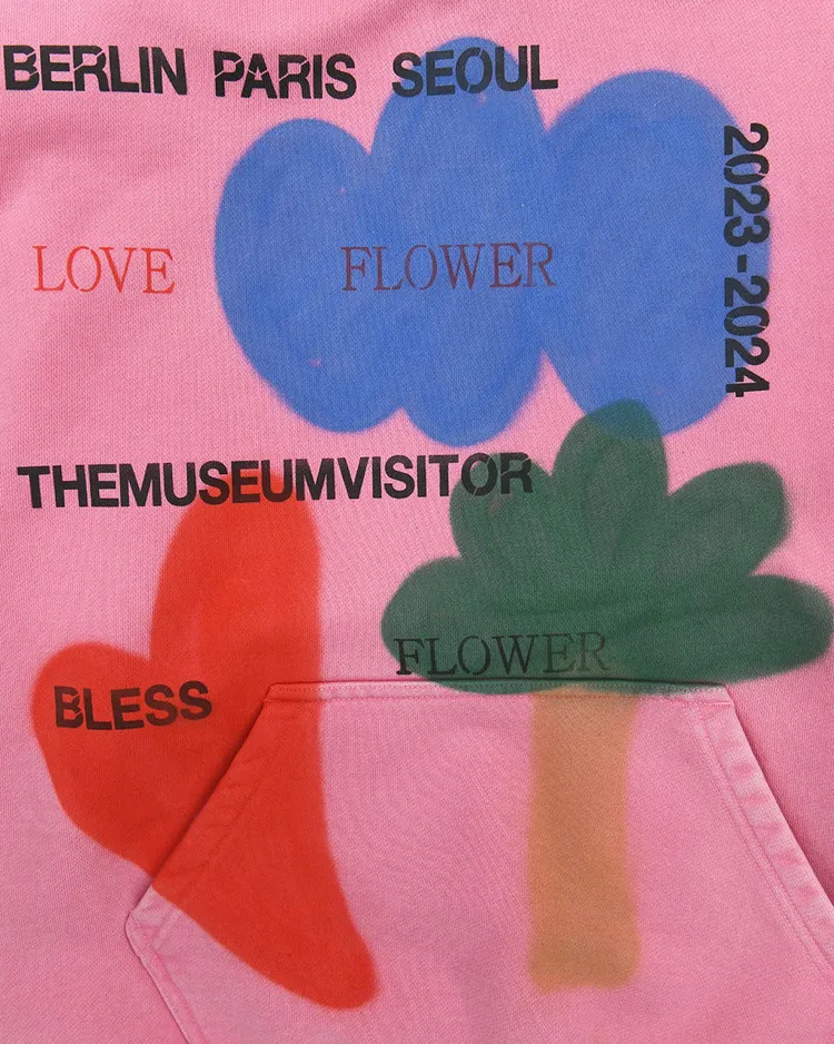 THE MUSEUM VISITOR  |Heart Flower Patterns Unisex Street Style Long Sleeves